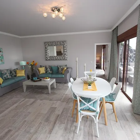 Casa Robinson Sanjuan Batista 펜션 *